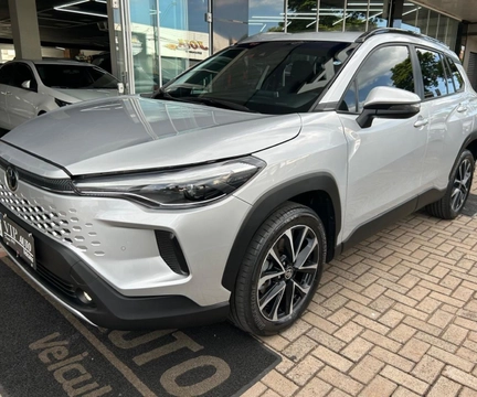 Toyota Corolla Cross 2025 Prata — foto 1 de 3