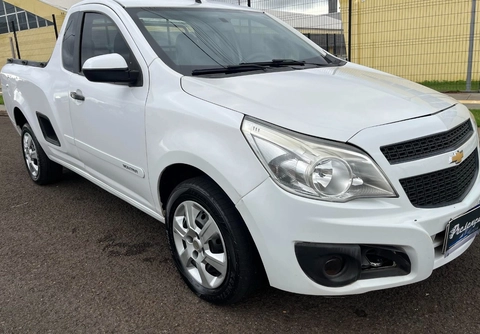 Chevrolet Montana 2012 Branco — foto 1 de 3