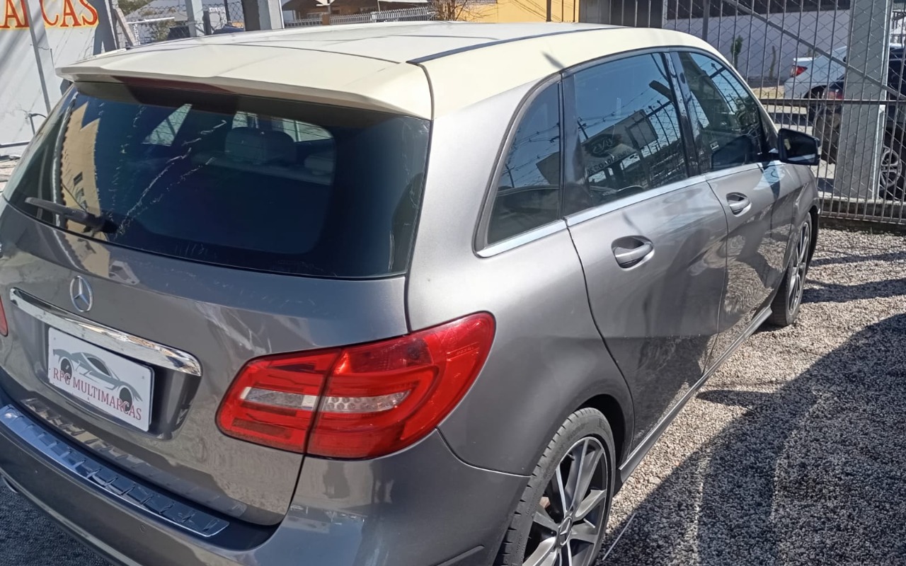 imagem-https://www.socarrao.com.br/sc-vehicle-images-prod/3455745/1787761586347-V2hhdHNBcHAgSW1hZ2UgMjAyNi0wNy0xNCBhdCAwOS41MC4xMS5qcGVn.jpeg