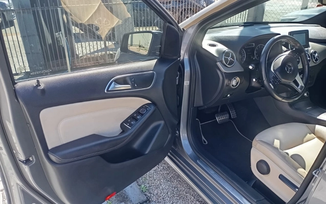 imagem-https://www.socarrao.com.br/sc-vehicle-images-prod/3455745/1787761586421-V2hhdHNBcHAgSW1hZ2UgMjAyNi0wNy0xNCBhdCAwOS41MC4xMi5qcGVn.jpeg