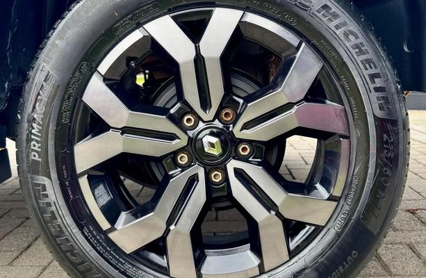 imagem-https://www.socarrao.com.br/sc-vehicle-images-prod/3455777/1787762308364-8411133_1_B_68469ae577.jpeg