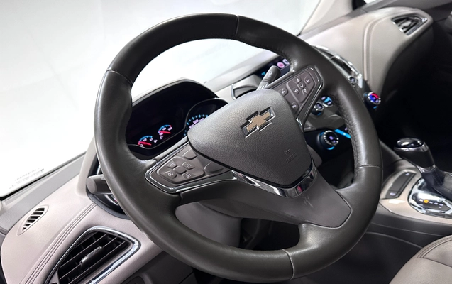 imagem-https://www.socarrao.com.br/sc-vehicle-images-prod/3456233/1787763975667-a2d5dc5b-b353-46b6-8323-a4a4d9210c08.jpg