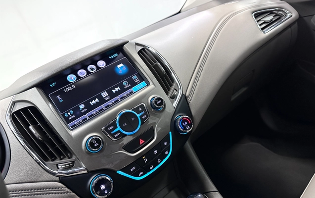 imagem-https://www.socarrao.com.br/sc-vehicle-images-prod/3456233/1787763975669-2c3d5ffd-eb59-4c6d-9b35-4e397fd923de.jpg