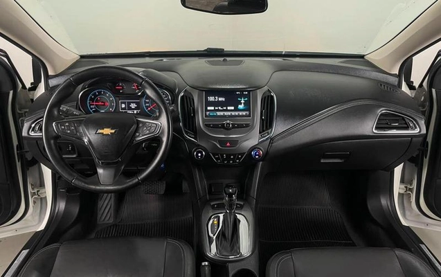 imagem-https://www.socarrao.com.br/sc-vehicle-images-prod/3456238/1789069497025-8416271_14_B_536efd0686.jpeg