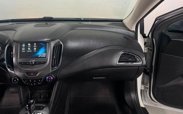imagem-https://www.socarrao.com.br/sc-vehicle-images-prod/3456238/1789069497034-8416271_18_B_d9c840cff3.jpeg
