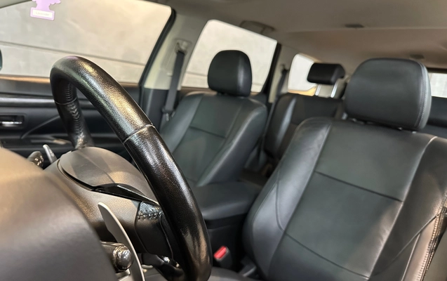 imagem-https://www.socarrao.com.br/sc-vehicle-images-prod/3456247/1788183475694-5cab5181d19e4be7873968dca6fdf97d_1787764266653.jpg