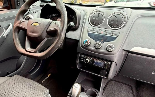 imagem-https://www.socarrao.com.br/sc-vehicle-images-prod/3456260/1790184317059-8418886_6_B_5d39c114c5.jpeg