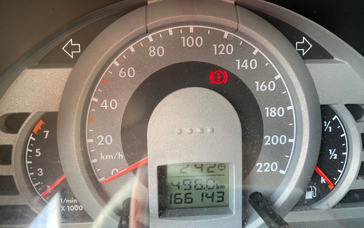 imagem-https://www.socarrao.com.br/sc-vehicle-images-prod/3456261/1789584459664-SU1HXzEyMDkuanBlZw.jpeg