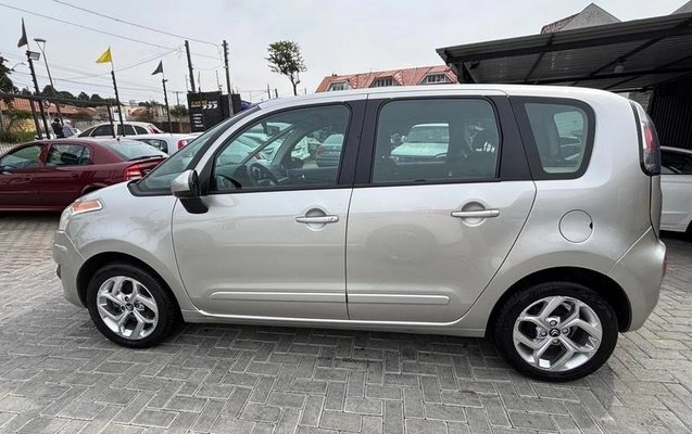 imagem-https://www.socarrao.com.br/sc-vehicle-images-prod/3456281/1787765241432-8411809_8_B_6501eb7529.jpeg