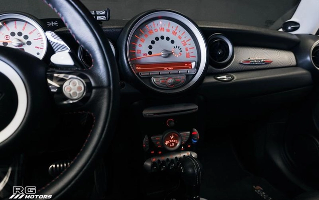 imagem-https://www.socarrao.com.br/sc-vehicle-images-prod/3456373/1787765829404-8407720_2_B_c598fa0922.jpeg
