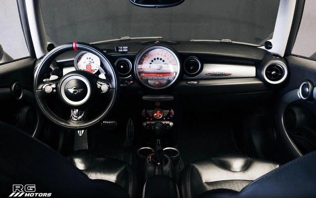 imagem-https://www.socarrao.com.br/sc-vehicle-images-prod/3456373/1787765829405-8407720_0_B_e98054dcc3.jpeg