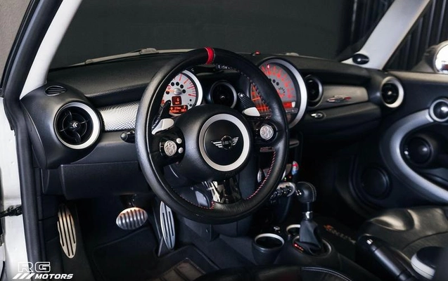 imagem-https://www.socarrao.com.br/sc-vehicle-images-prod/3456373/1787765829407-8407720_0_B_adda71012a.jpeg