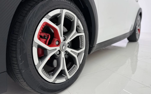 imagem-https://www.socarrao.com.br/sc-vehicle-images-prod/3456391/1788979132497-vehicle_image_1787765490_028c701b3baad57215bf94b072d9a874.jpeg