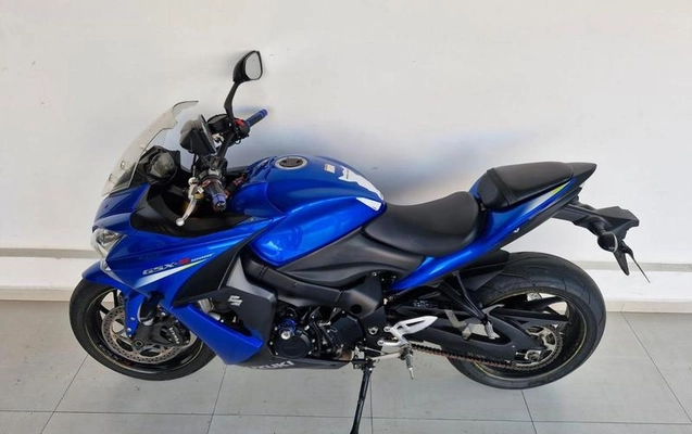 imagem-https://www.socarrao.com.br/sc-vehicle-images-prod/3456398/1787768911032-8419250_5_B_f75de5917d.jpeg