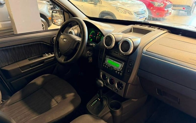 imagem-https://www.socarrao.com.br/sc-vehicle-images-prod/3456417/1788432674527-8400000_3_B_6147e6c6b9.jpeg
