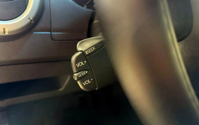 imagem-https://www.socarrao.com.br/sc-vehicle-images-prod/3456417/1788432674534-8400000_3_B_31a08e811f.jpeg