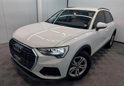 Audi Q3 2021 Branco — foto 1 de 3
