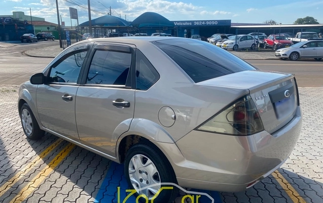 imagem-https://www.socarrao.com.br/sc-vehicle-images-prod/3456736/1788956311851-Jq2DV43gLwkk3KW9GW4BaU0DwVsFGltA.jpg
