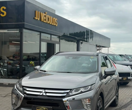 Mitsubishi Eclipse Cross 2020 Cinza — foto 1 de 3