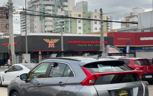 imagem-https://www.socarrao.com.br/sc-vehicle-images-prod/3456762/1788372656003-gb-4a89c03.jpeg