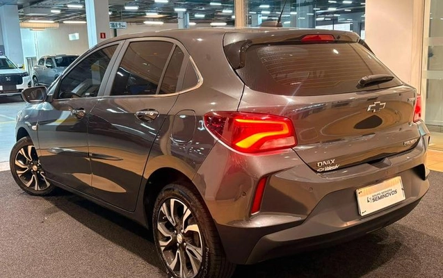 imagem-https://www.socarrao.com.br/sc-vehicle-images-prod/3456767/1787770086505-8419581_2_B_8b9c0ff63f.jpeg