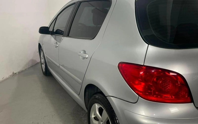 imagem-https://www.socarrao.com.br/sc-vehicle-images-prod/3456826/1788960034708-8364947_1_B_67082b357a.jpeg