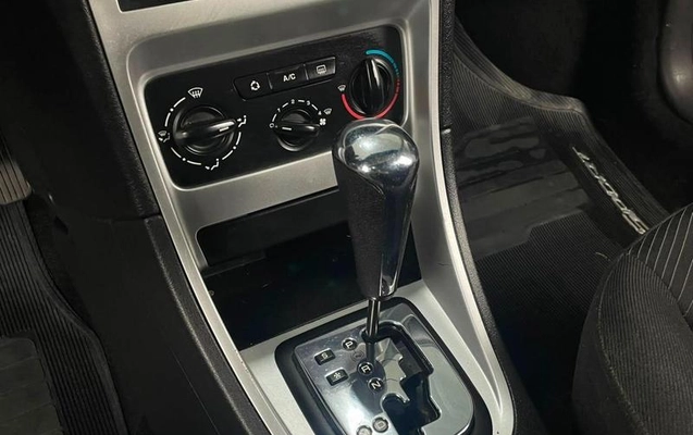 imagem-https://www.socarrao.com.br/sc-vehicle-images-prod/3456826/1788960034731-8364947_7_B_1b4f0fa39c.jpeg