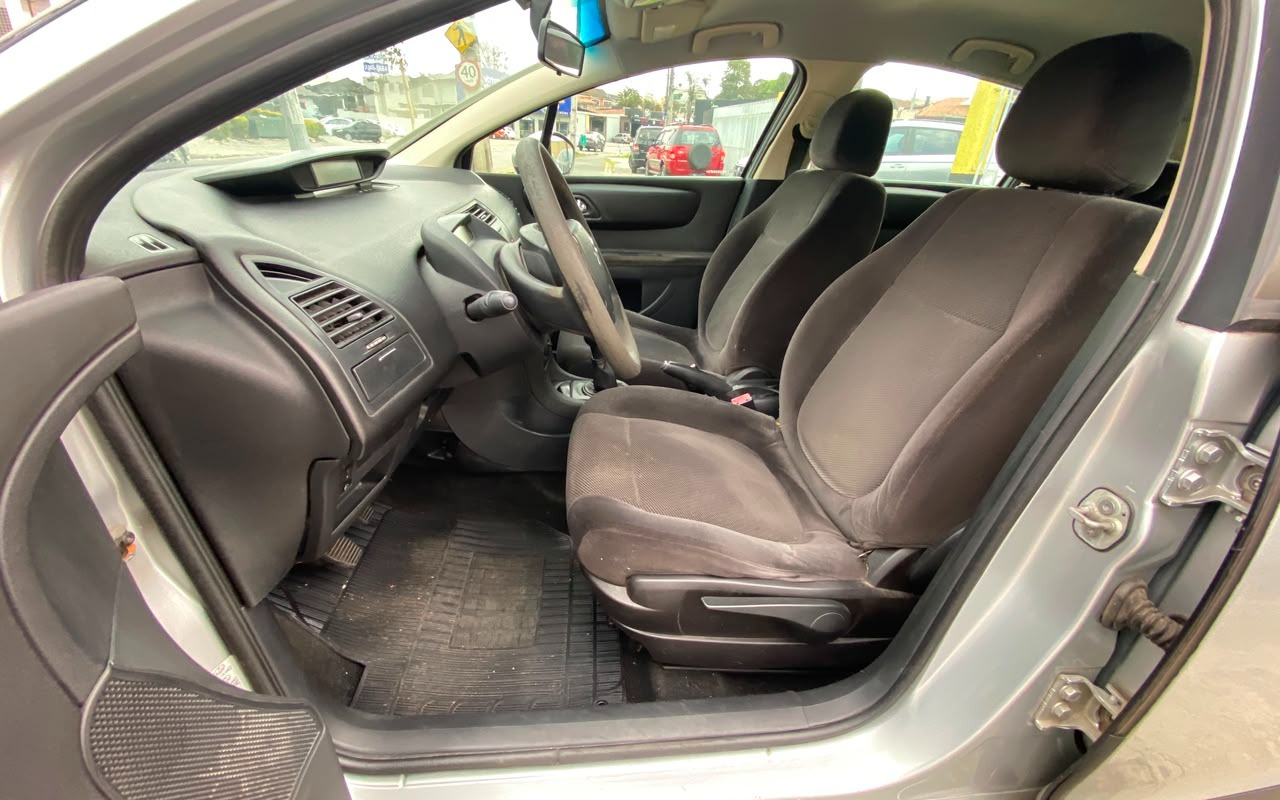 imagem-https://www.socarrao.com.br/sc-vehicle-images-prod/3456831/1787769524417-MTIuanBlZw.jpeg