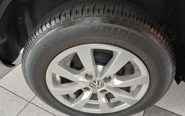 imagem-https://www.socarrao.com.br/sc-vehicle-images-prod/3456850/1787769737888-MTc4Nzc2OTEzNTI0ODU5MDQzNDc4MDQyNDE0MzQ1MTYuanBn.jpg