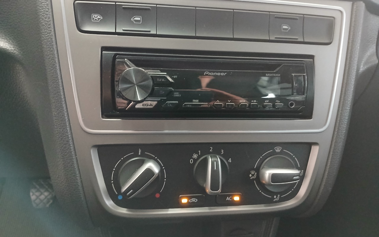 imagem-https://www.socarrao.com.br/sc-vehicle-images-prod/3456850/1787769738792-MTc4Nzc2OTMwNzI3MTMwNzE2ODMyMTM3MjEzNDQyNTAuanBn.jpg