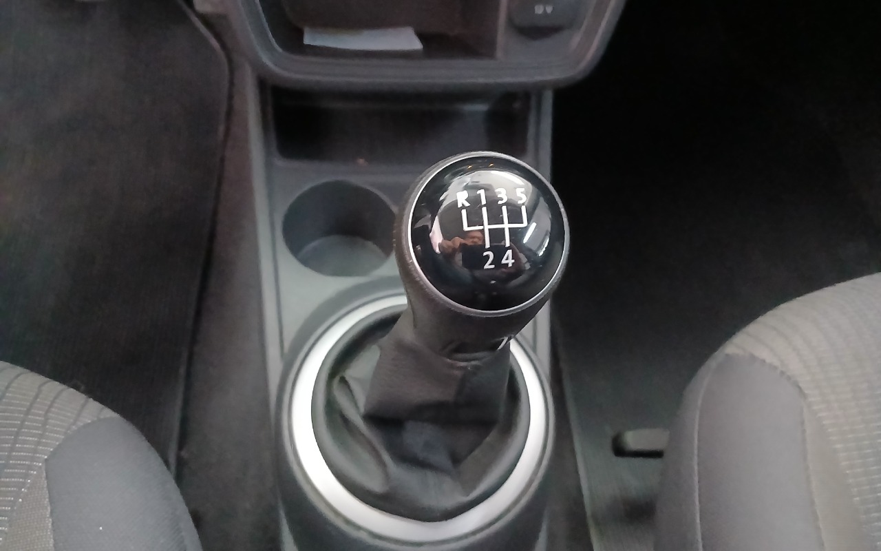 imagem-https://www.socarrao.com.br/sc-vehicle-images-prod/3456850/1787769739083-MTc4Nzc2OTMyMTg5ODY0MTEyNDI3OTYzMTEyMjcyLmpwZw.jpg
