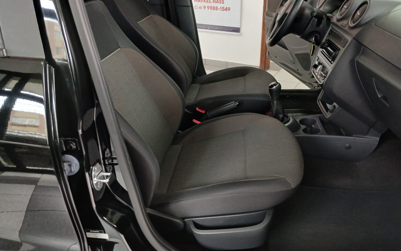 imagem-https://www.socarrao.com.br/sc-vehicle-images-prod/3456850/1787769739280-MTc4Nzc2OTM2MTU1NzYwMzU4OTU1MjAzMzUzMTkwOTUuanBn.jpg