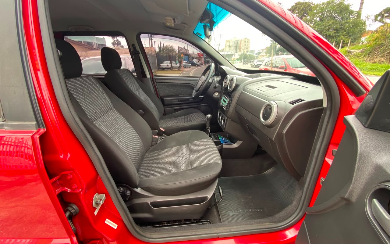imagem-https://www.socarrao.com.br/sc-vehicle-images-prod/3456863/1787769870866-OS5qcGVn.jpeg