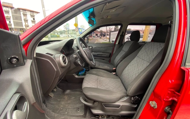 imagem-https://www.socarrao.com.br/sc-vehicle-images-prod/3456863/1787769871145-MTIuanBlZw.jpeg