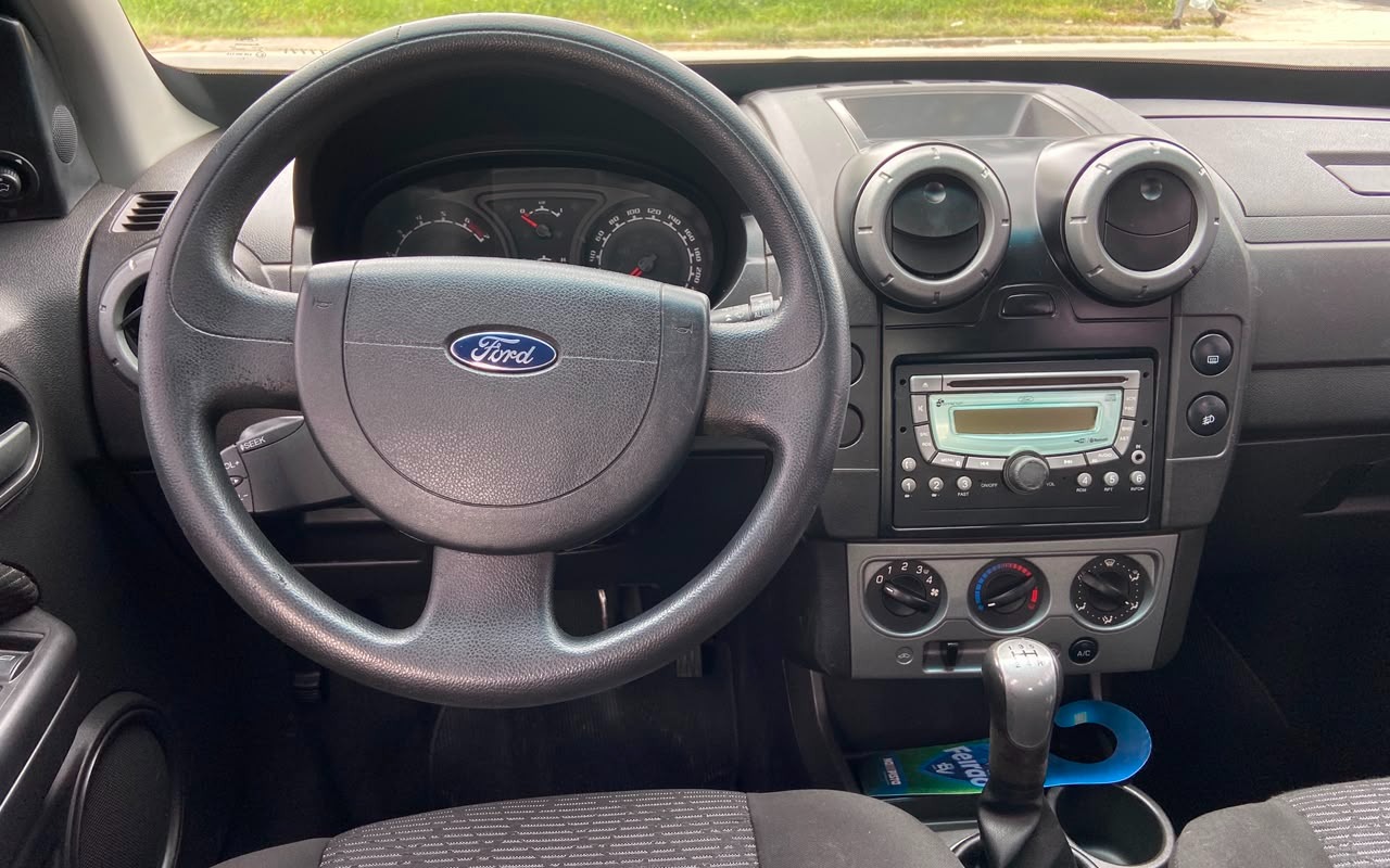 imagem-https://www.socarrao.com.br/sc-vehicle-images-prod/3456863/1787769871277-V2hhdHNBcHAgSW1hZ2UgMjAyNi0wOC0yNiBhdCAxNS4yNS4zMiAoMykuanBlZw.jpeg