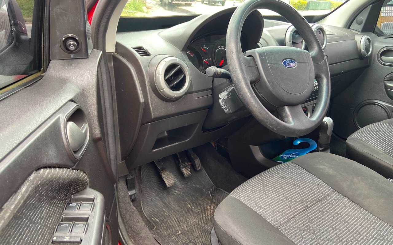 imagem-https://www.socarrao.com.br/sc-vehicle-images-prod/3456863/1787769871560-V2hhdHNBcHAgSW1hZ2UgMjAyNi0wOC0yNiBhdCAxNS4yNS4zNS5qcGVn.jpeg