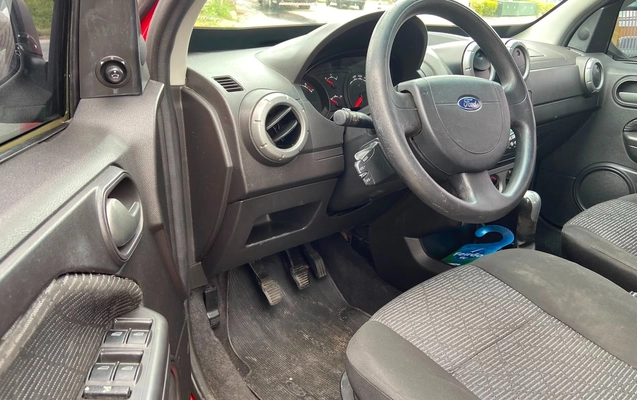 imagem-https://www.socarrao.com.br/sc-vehicle-images-prod/3456863/1787769871560-V2hhdHNBcHAgSW1hZ2UgMjAyNi0wOC0yNiBhdCAxNS4yNS4zNS5qcGVn.jpeg