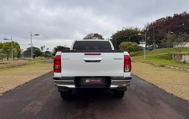 imagem-https://www.socarrao.com.br/sc-vehicle-images-prod/3456864/1787769873767-V2hhdHNBcHAgSW1hZ2UgMjAyNi0wOC0yNiBhdCAxNS4yOC41OS5qcGVn.jpeg