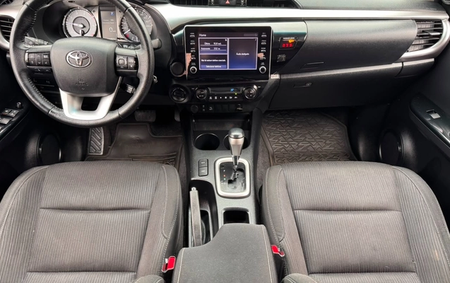 imagem-https://www.socarrao.com.br/sc-vehicle-images-prod/3456864/1787769874211-V2hhdHNBcHAgSW1hZ2UgMjAyNi0wOC0yNiBhdCAxNS4yOS4wMCAoMSkuanBlZw.jpeg