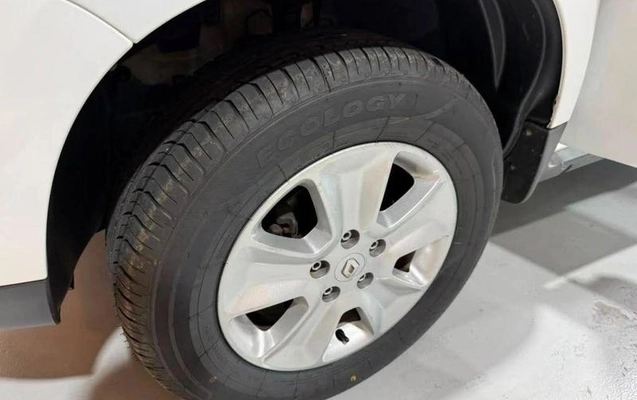 imagem-https://www.socarrao.com.br/sc-vehicle-images-prod/3456915/1787770303780-8419831_5_B_c0e1d8772e.jpeg
