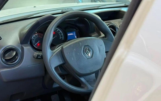 imagem-https://www.socarrao.com.br/sc-vehicle-images-prod/3456915/1787770303784-8419831_7_B_e62b536e37.jpeg