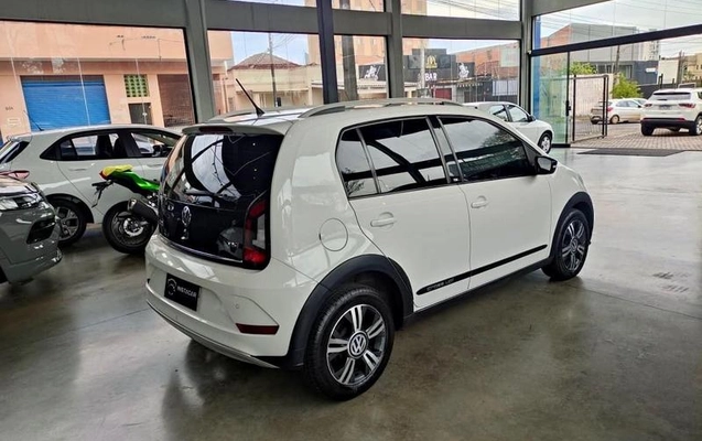 imagem-https://www.socarrao.com.br/sc-vehicle-images-prod/3456958/1787946313400-8417849_11_B_8b4e4f2803.jpeg
