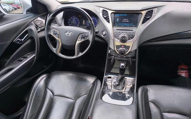 imagem-https://www.socarrao.com.br/sc-vehicle-images-prod/3457003/1789409637831-8419783_25_B_36ecf663f6.jpeg
