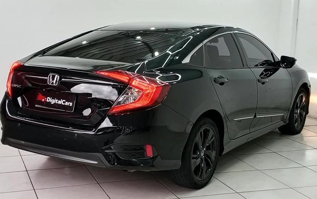 imagem-https://www.socarrao.com.br/sc-vehicle-images-prod/3457123/1789573447374-8419285_12_B_c353da409a.jpeg