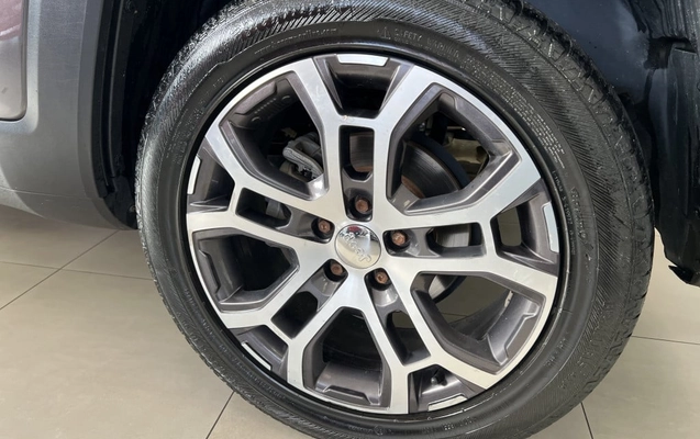 imagem-https://www.socarrao.com.br/sc-vehicle-images-prod/3457165/1788006534886-vehicle_image_1782907879_1223ef84a3d644ab148710e8614988c6.jpeg