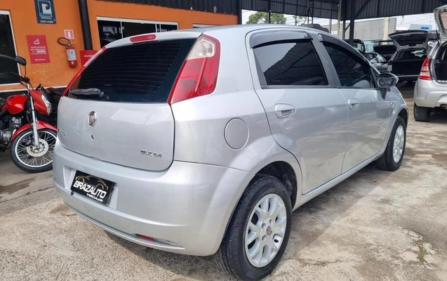 imagem-https://www.socarrao.com.br/sc-vehicle-images-prod/3457172/1787772155428-8332705_3_B_6b2c1d4d52.jpeg