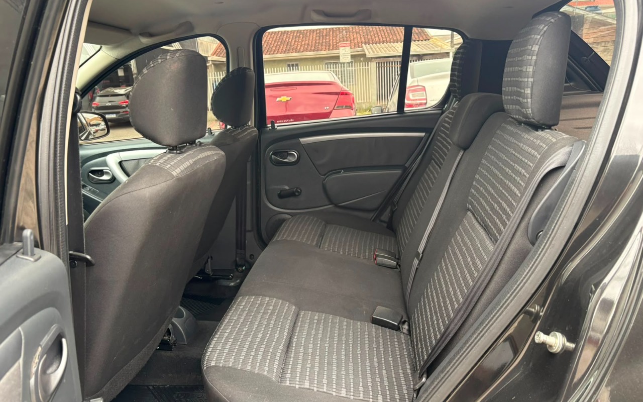 imagem-https://www.socarrao.com.br/sc-vehicle-images-prod/3457354/1787772531917-V2hhdHNBcHAgSW1hZ2UgMjAyNi0wOC0yNCBhdCAxMy4zNS40OC5qcGVn.jpeg