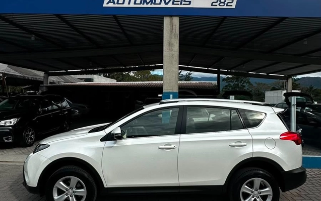imagem-https://www.socarrao.com.br/sc-vehicle-images-prod/3457365/1787839144072-gb-a69368f.jpeg
