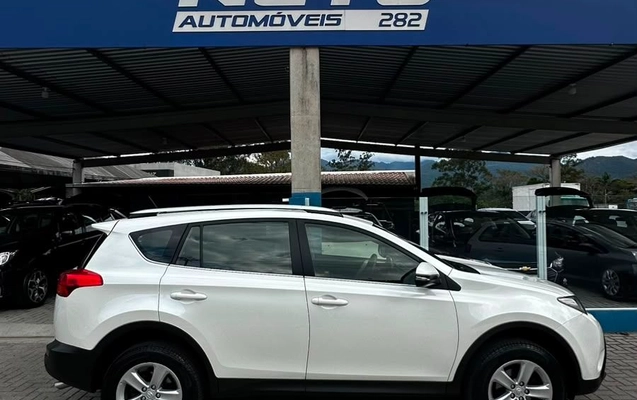 imagem-https://www.socarrao.com.br/sc-vehicle-images-prod/3457365/1787839144074-gb-06000c1.jpeg