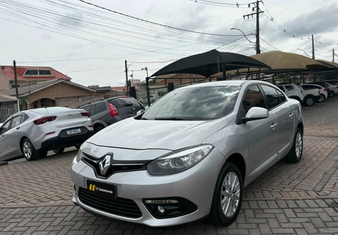 Renault Fluence 2015 Prata — foto 1 de 3